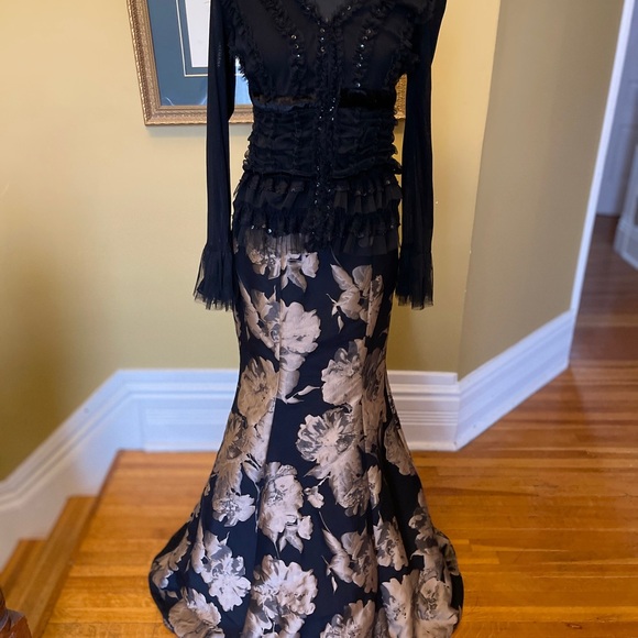 Formal skirt size 2 - Picture 8 of 9